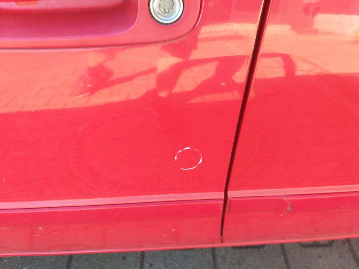 Toyota Corolla E11 original Tür vorn links 5-Türer Bj.2000